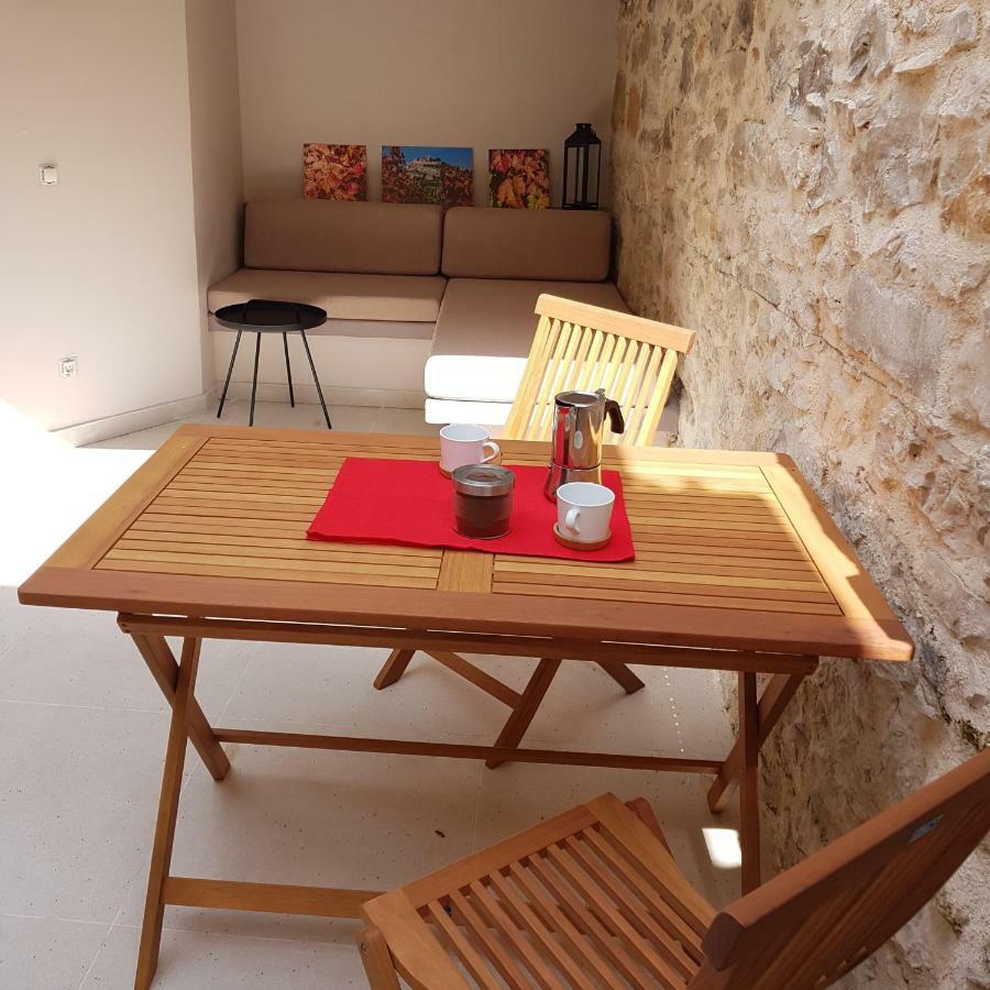 Terra Rossa Apartment Rovinj Exterior photo